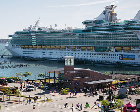 Big Boat, Little City