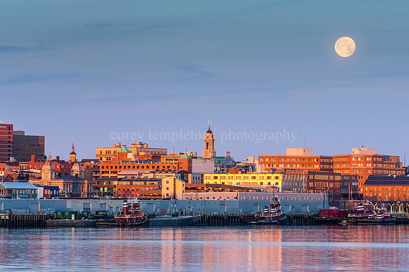 Setting Moon over Portland