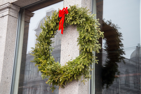 Wreath on Commercial St.