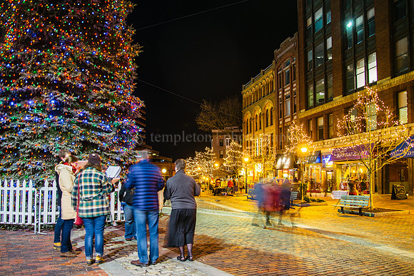 Carolling in the Square
