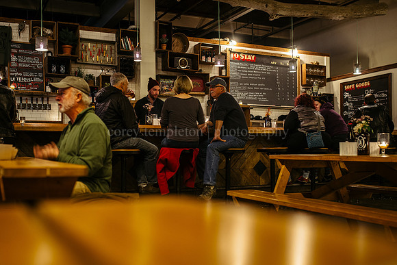 Oxbow Beer, Tasting Room