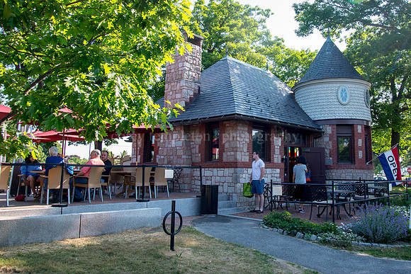 Tiqa Restaurant at Deering Oaks Park