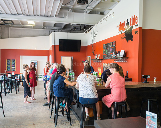 Rising Tide Tasting Room in Bayside