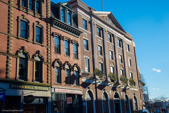 Canal Bank Building on Middle Street