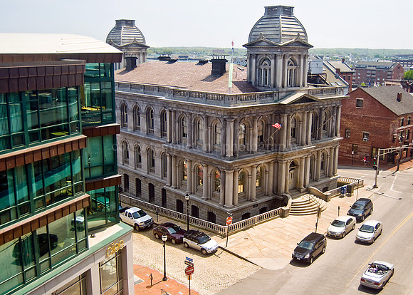 Customhouse in Color